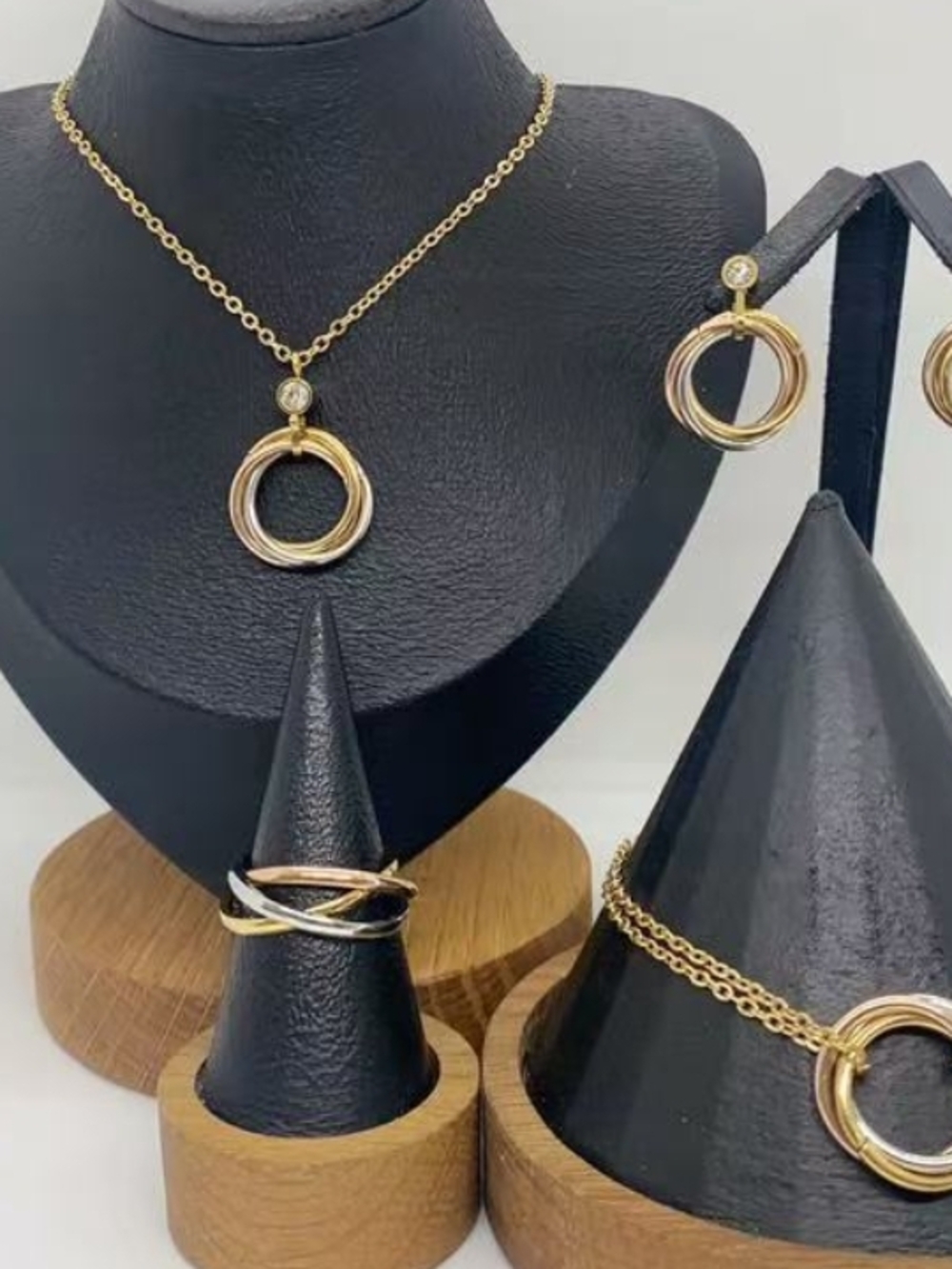 Gold-Tone Interlocking Circle Necklace and Earring Set - Gold